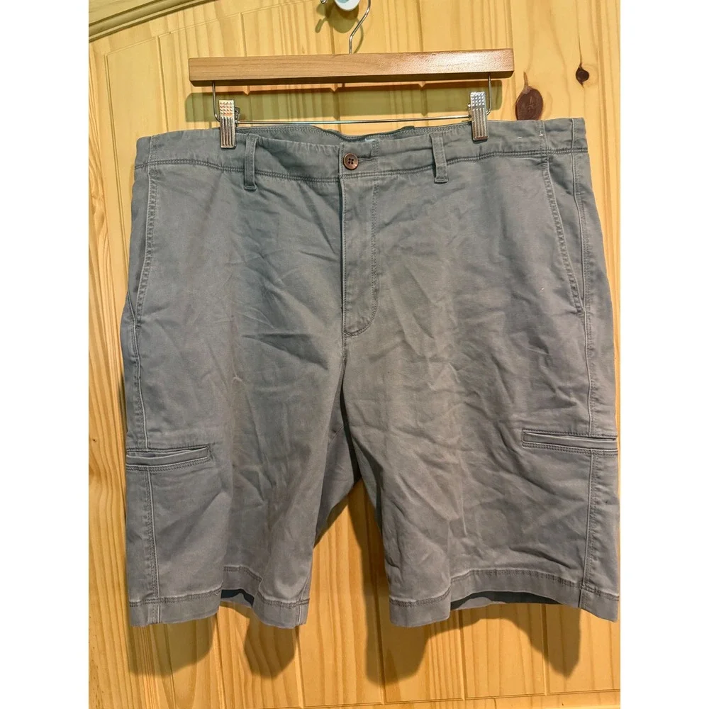 Tommy Bahama Boracay Shorts Mens 38 Gray Cotton Tencel Blend FlatFront 10 Inseam